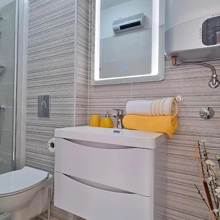 Pavlovic Apartamento Krk Town