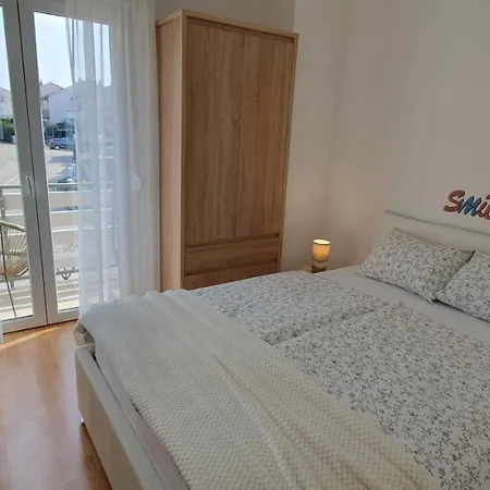 Pavlovic Apartamento Krk Town