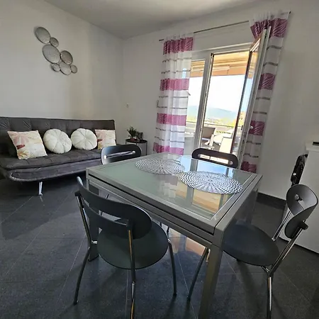 Apartment Pavlovic Krk Town