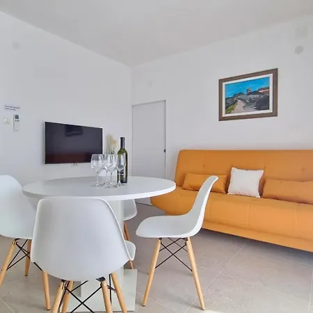 Pavlovic Apartment