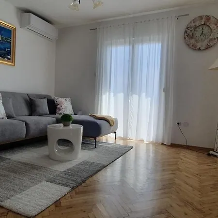 Pavlovic Apartment